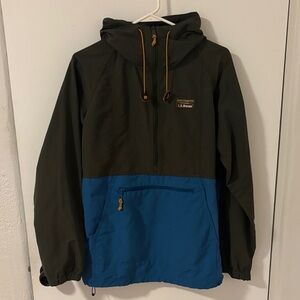 L.L. Bean Two-Tone Hooded Anorak in Blue and Olive
